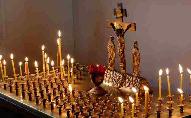 15 июня православные христиане отмечают Троицкую родительскую субботу