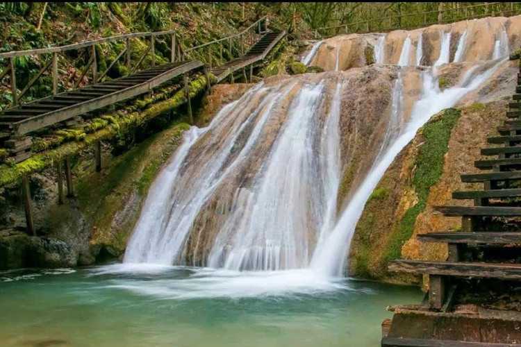 Путешественница рассказала об обмане туристов при поездке на 33 водопада в Сочи Автор блога…