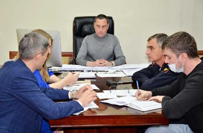 В Сочи летом могут ограничить въезд иногородних машин Депутат ЗСК Виктор Тепляков провел рабочее…