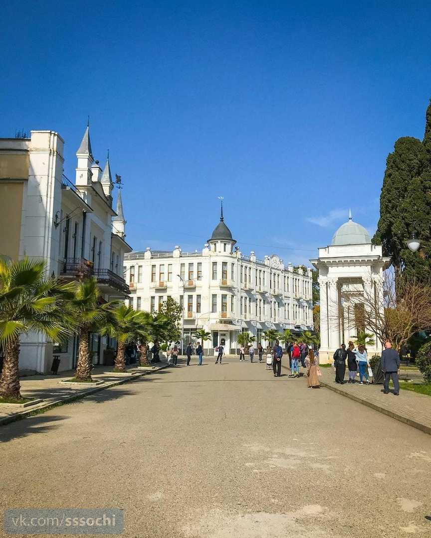 Всем доброе утро! Пост для тех, кто планирует посетить не только Сочи, но Абхазию….