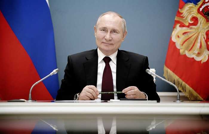 Президент РФ Владимир Путин с 25 мая проведёт в Сочи серию военных совещаний. Такие…