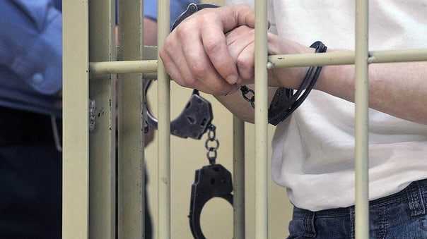 Сочи суд на два месяца арестовал 61-летнего таксиста за домогательства к девочкам-подросткам. Адлерский районный…