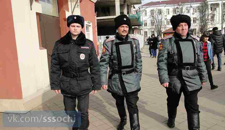 Полиция и казаки в Сочи будут проверять QR-коды В городе усилен контроль за соблюдением…