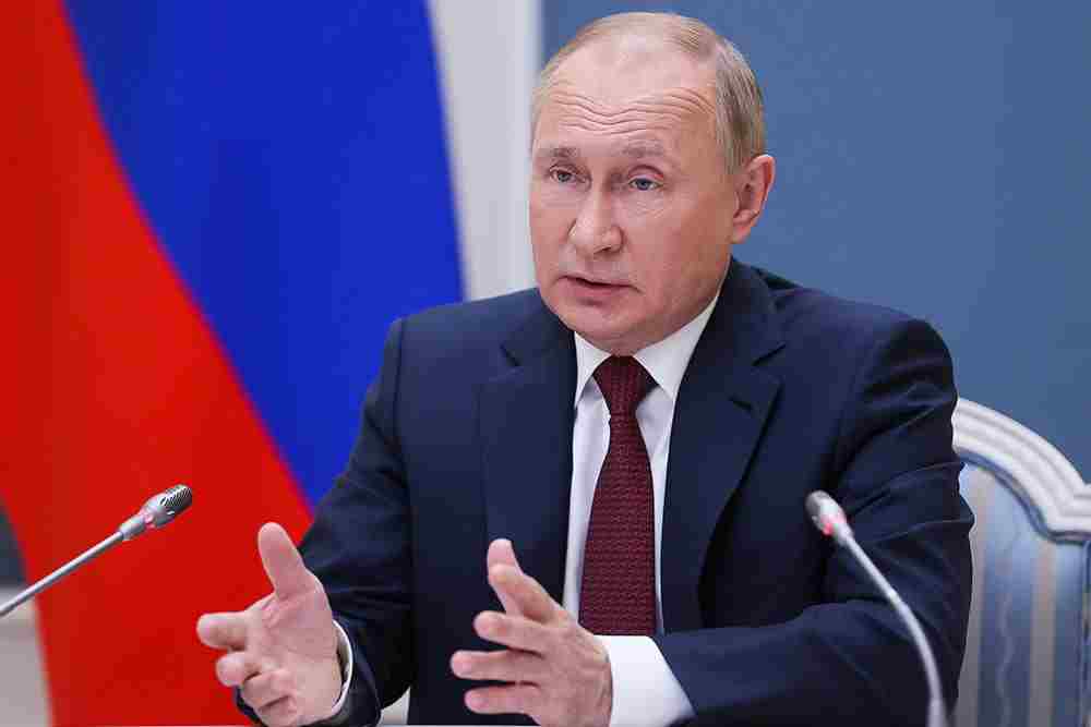 Путин выступил на форуме «Россия зовёт!». Главное: Темпы восстановления мировой экономики из-за штамма «омикрон»…