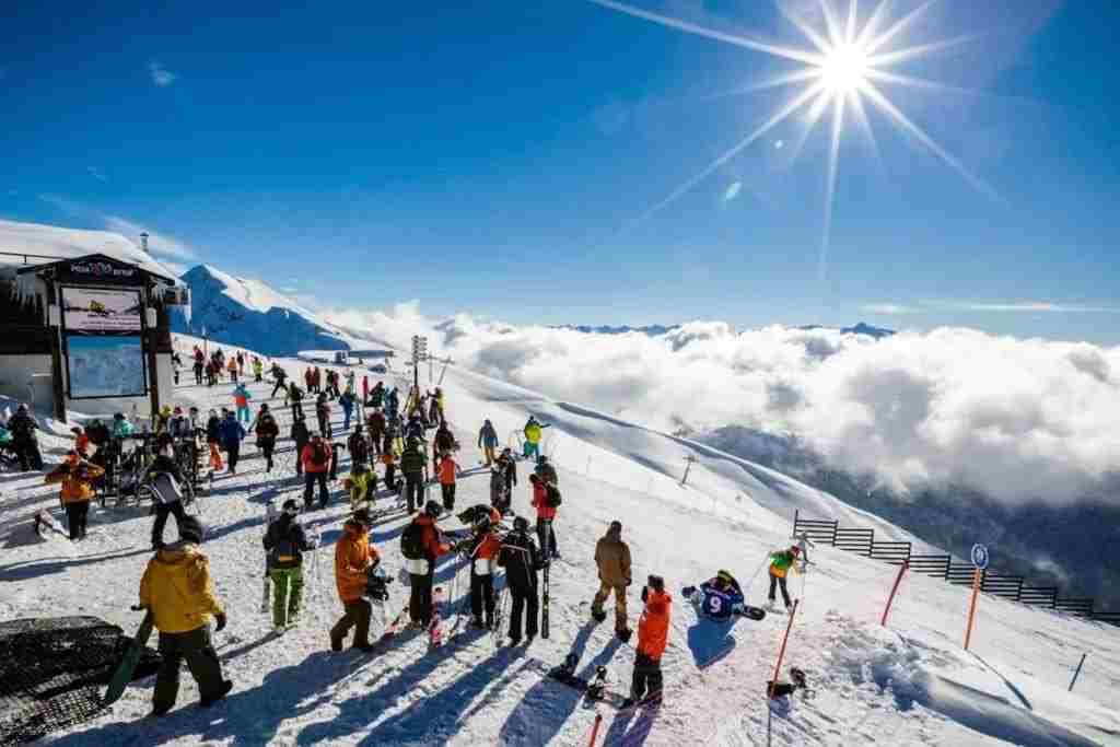 Россиянам назвали бюджетные альтернативы Сочи для горнолыжного отдыха Эксперты туристической отрасли раскрыли самые бюджетные…