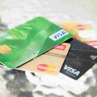 В Лазаревском районе Сочи полицейские задержали подозреваемую в краже денежных средств с банковской карты….