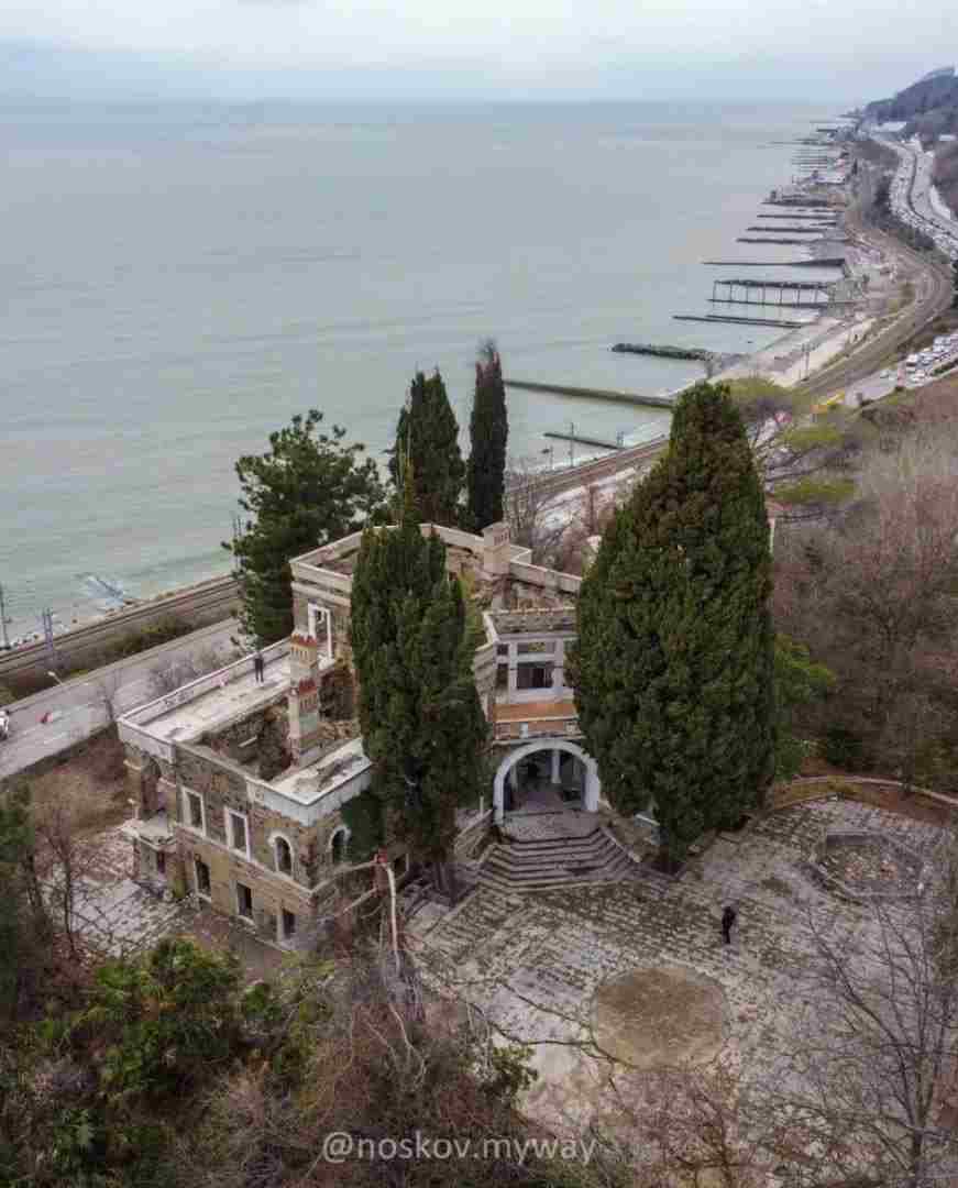 Дача Квитко или замок Красный штурм Заброшенный особняк 1916 г. на берегу Чёрного моря