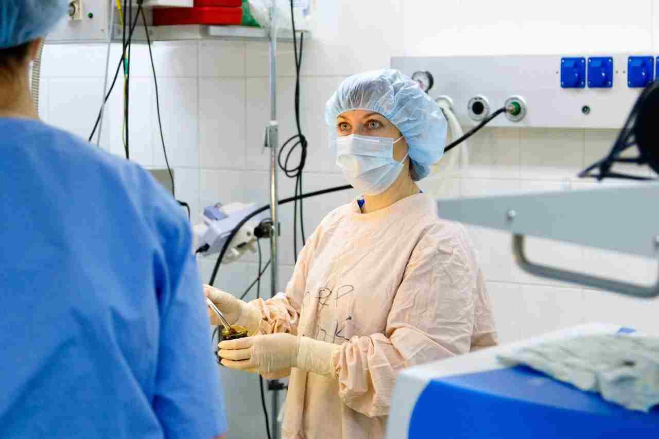 В Краснодаре медсестра может зарабатывать до 100 тыс. рублей Такие оклады предлагают частные клиники…