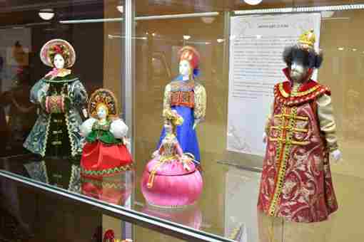 В Сочи проходит выставка «Сокровища России» Выставка посвящена Году народного искусства и нематериального культурного…