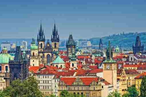 🇨🇿 Чехия с 25 октября приняла решение запретить въезд в страну россиян с туристическими…